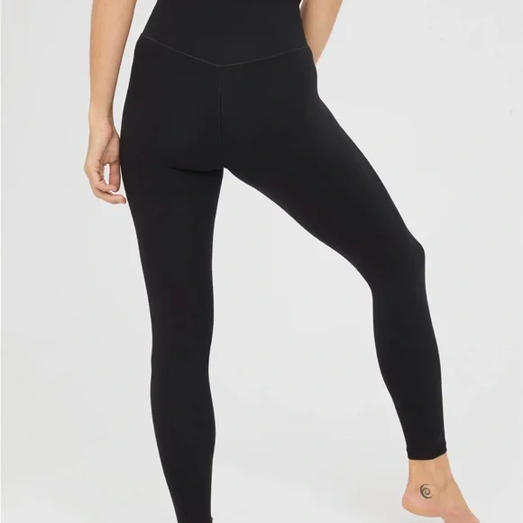 NEW Aerie OFFLINE Real Me Xtra High Waist legging / light compression - Picture 4 of 9